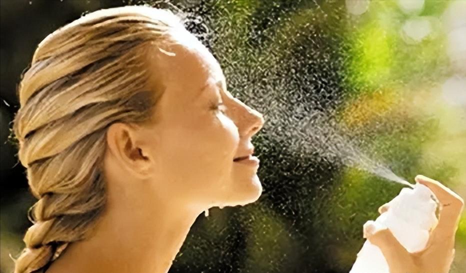 脸泛红是洗面奶的原因吗,为什么用完洗面奶脸会变白