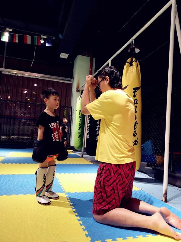 荣大足球,荣大的创富笔记