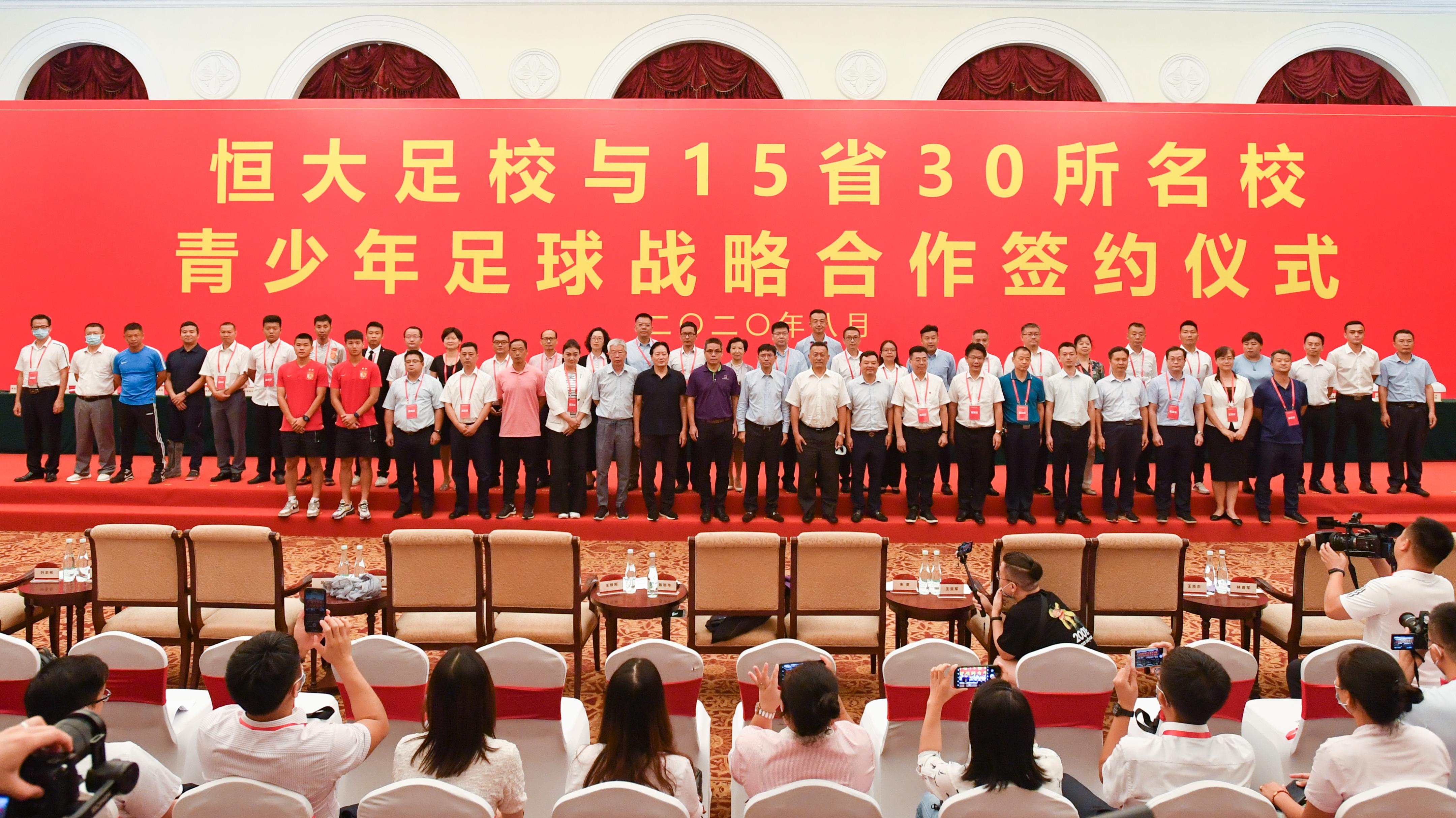 梅西进高中校队,如果梅西生在中国会怎样