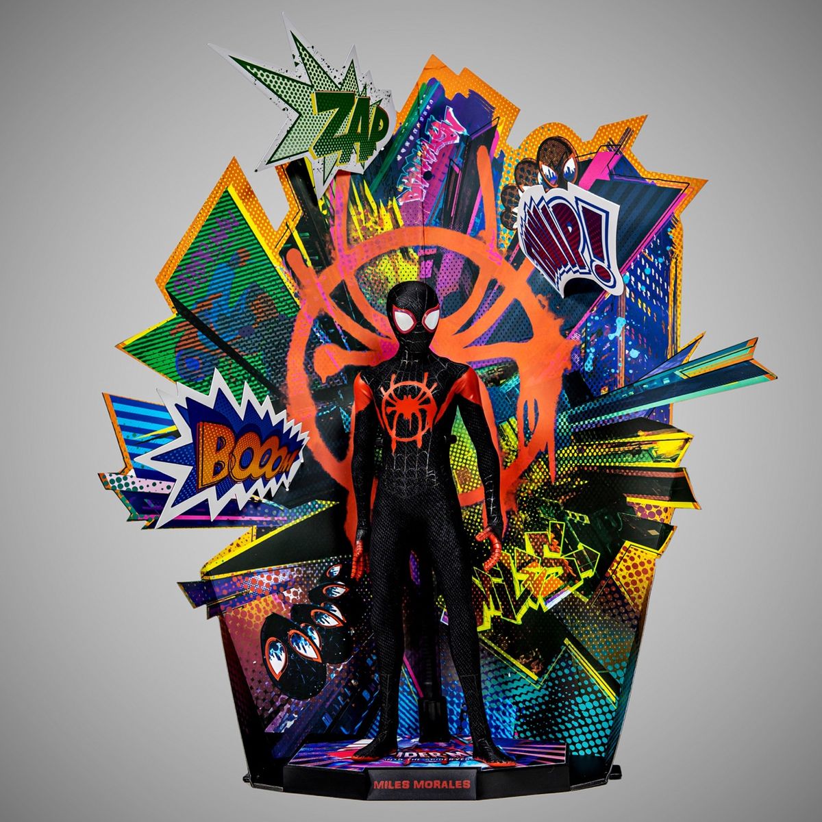 3头雕2套衣服，这个小黑蛛太好玩了：HotToys平行宇宙版迈尔斯