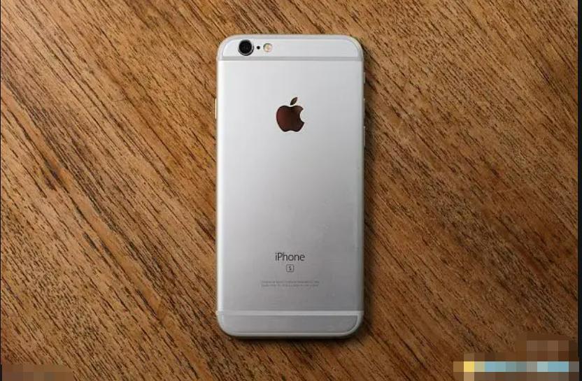 手机有必要戴手机壳吗,苹果手机不带壳可以吗