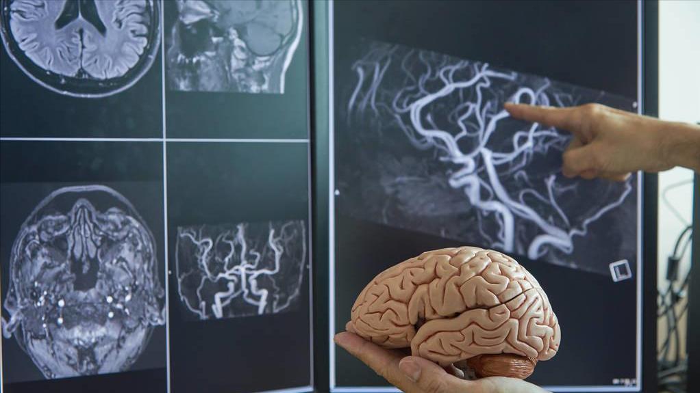 心脏瓣膜病手术具体怎么做,心脏瓣膜病什么程度需要手术