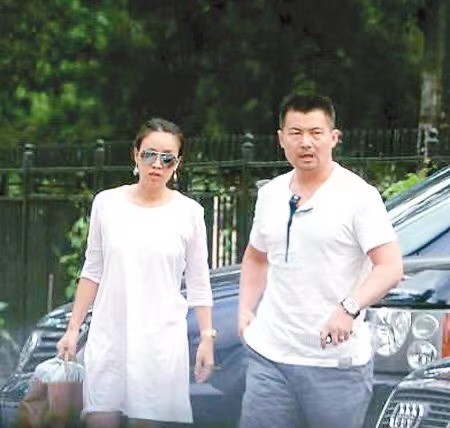 好男人孟桐,那英和孟桐牵手视频