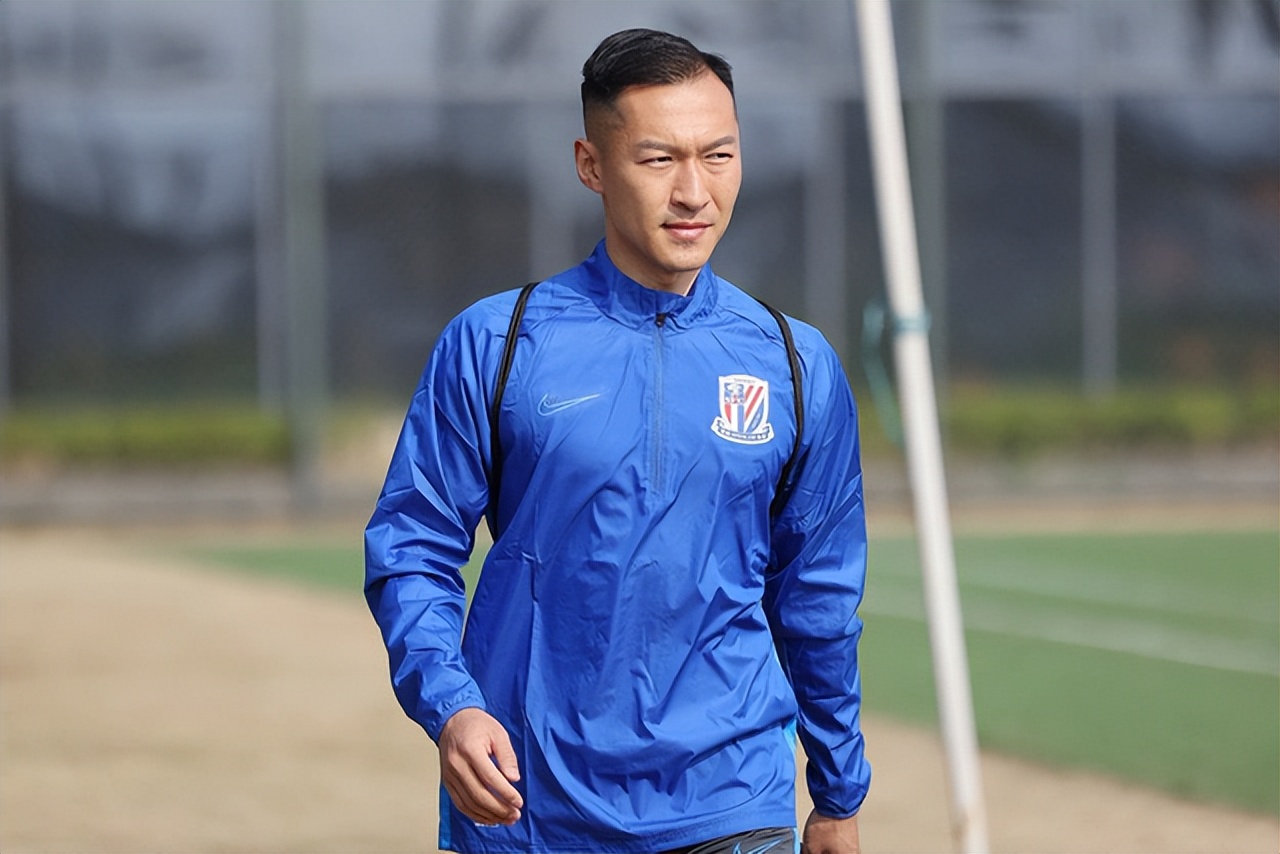 吴曦透露国足备战细节,国足队长吴曦搞笑