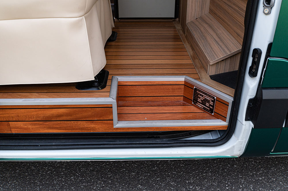 短小精干的b型房车,短小精悍的房车