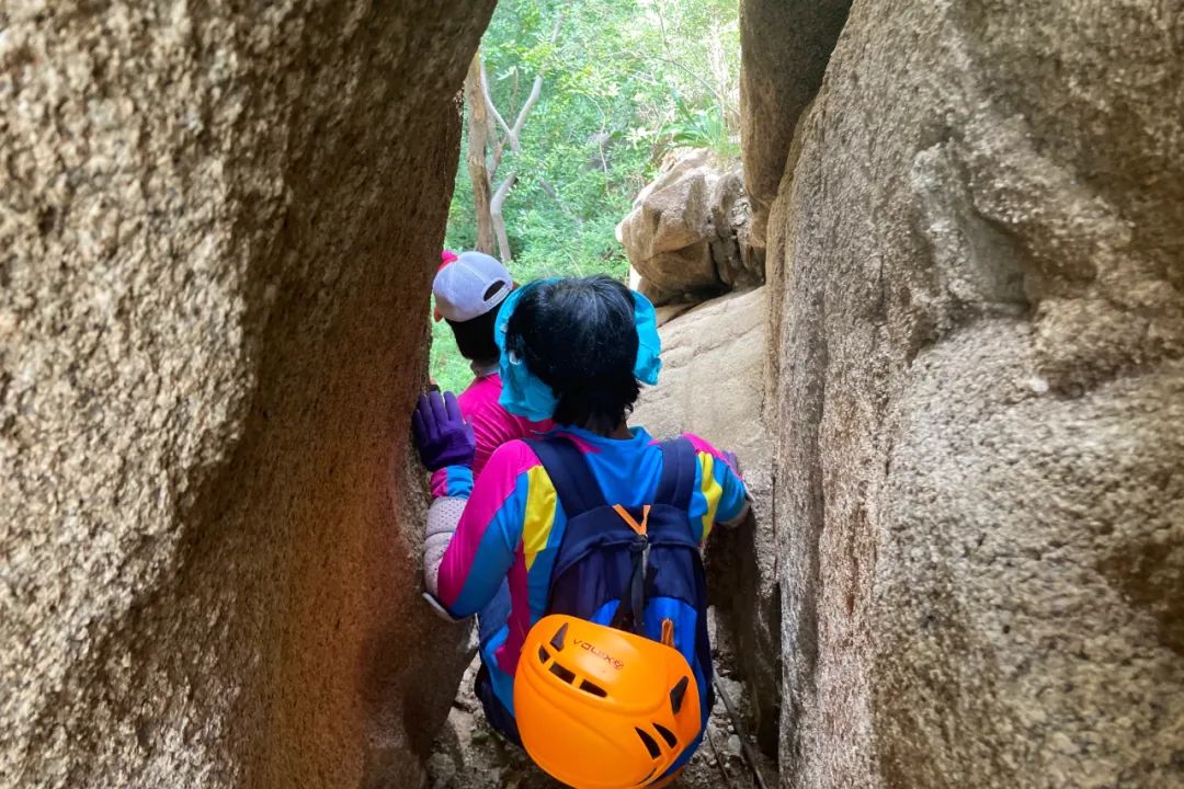 徒步和攀岩,徒步加攀岩带你寻找生命的真谛