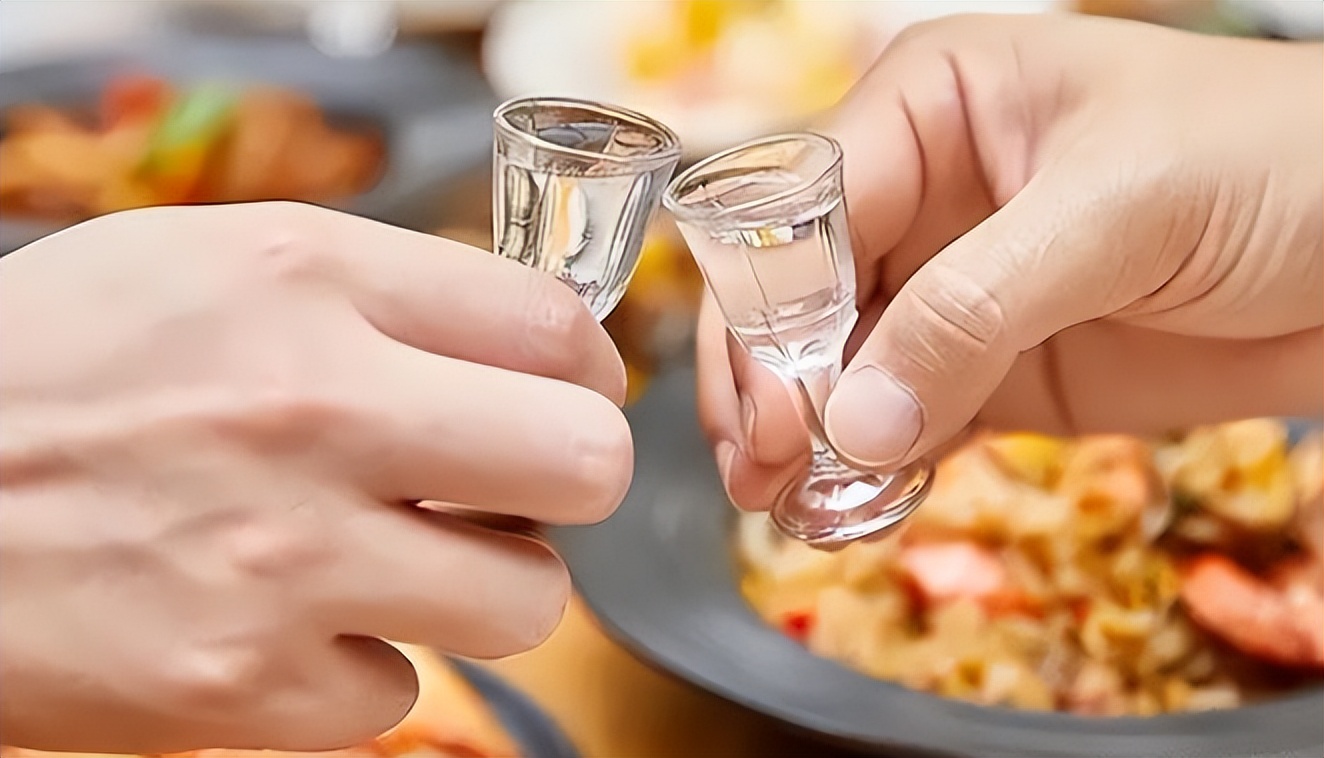 湖南人自饮都喝啥?这5款纯酿便宜又好喝,都是老湘西人的心头好