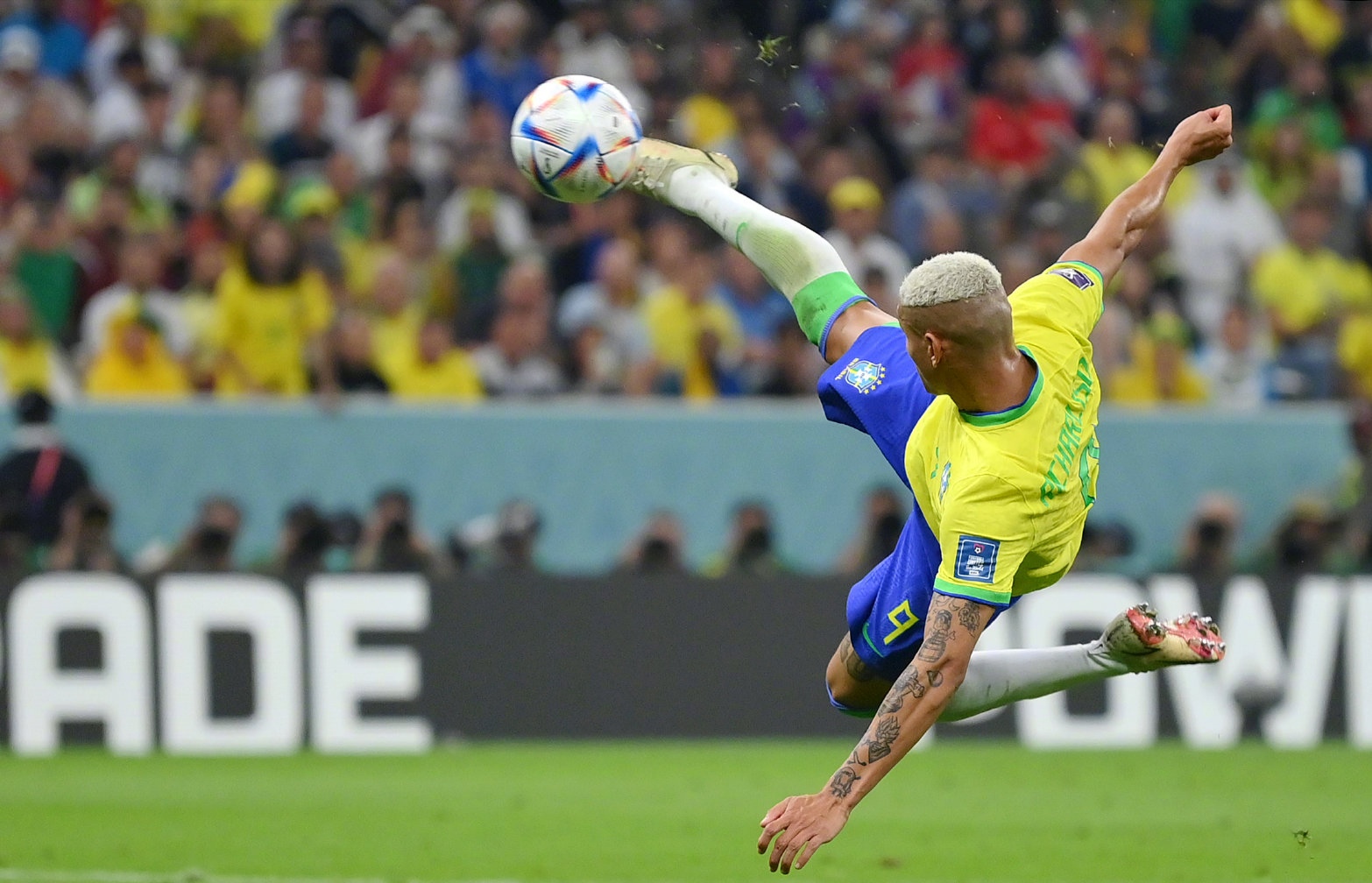 足球之所以能成为世界第一大运动,足球就是世界第一运动经典语录