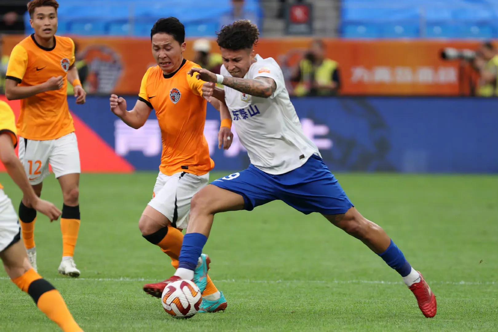 中超山东泰山vs沧州雄狮刘彬彬,鲁能刘彬彬绝杀江苏集锦