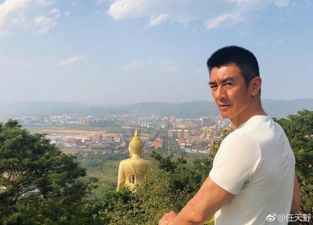 硬汉任天野8岁被家人抛弃,从小被父母抛弃任天野