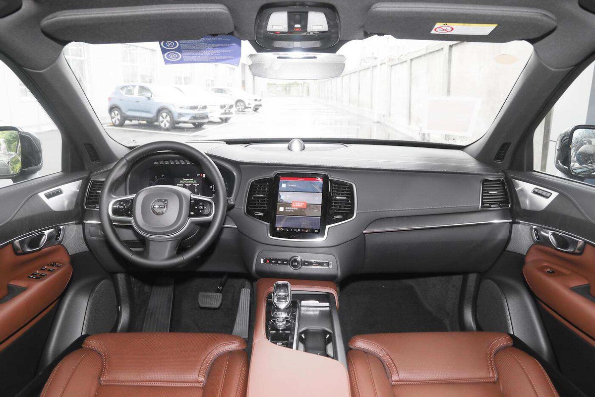 沃尔沃发布了新款xc90的官图,爱信8at沃尔沃xc90