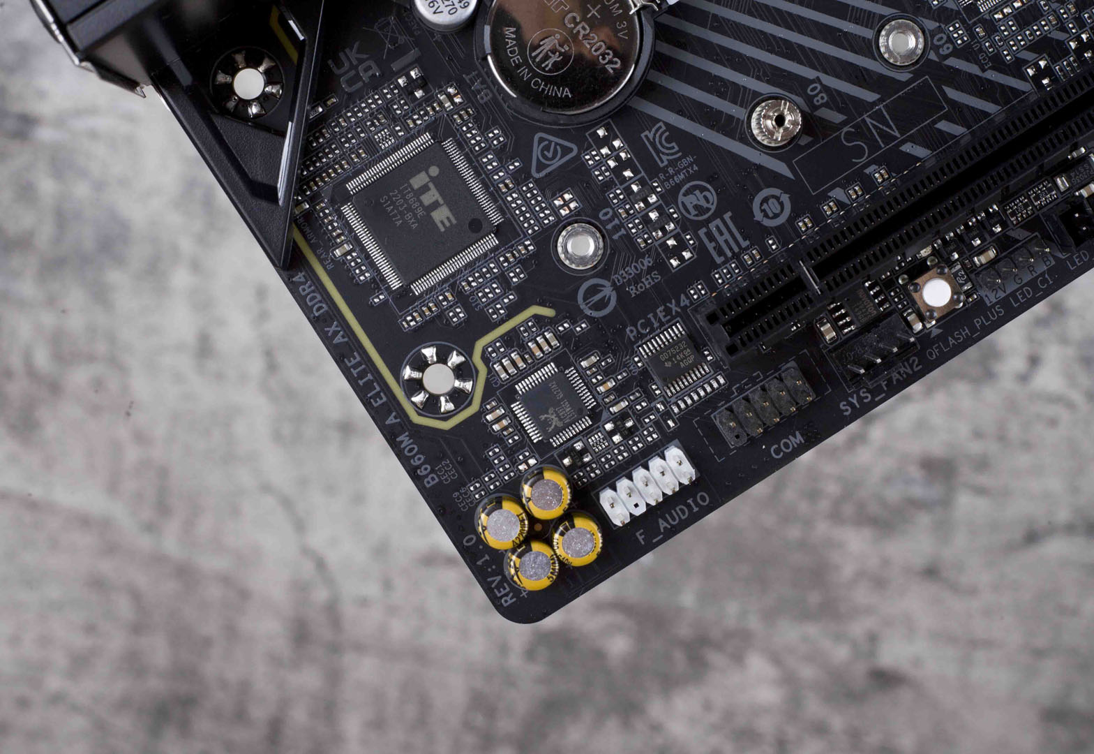 千元高配值得入吗？技嘉小雕B660MAORUSELITEAXDDR4体验