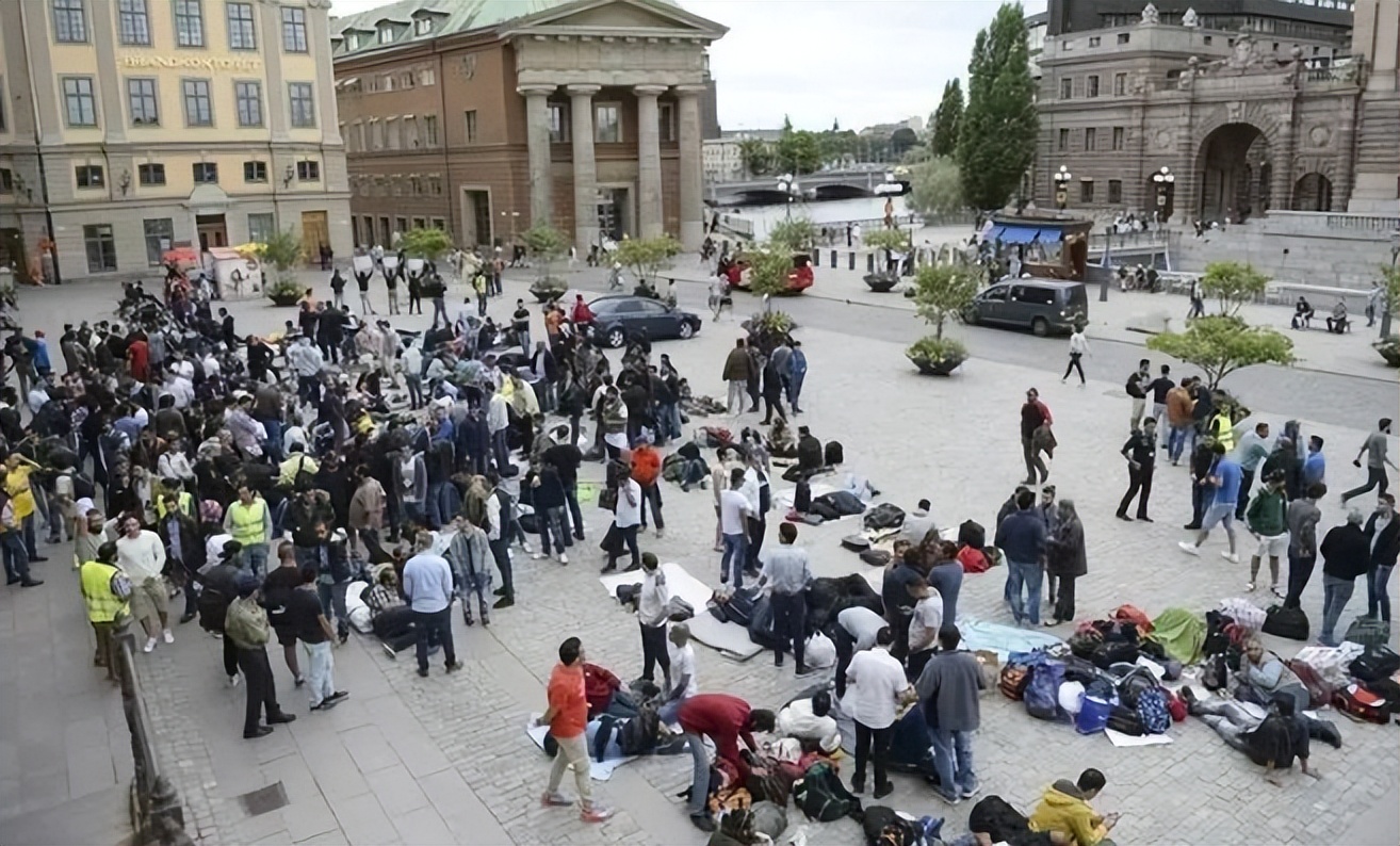 10年再建1000座监狱：北欧富国怎么成了“犯罪天堂”？