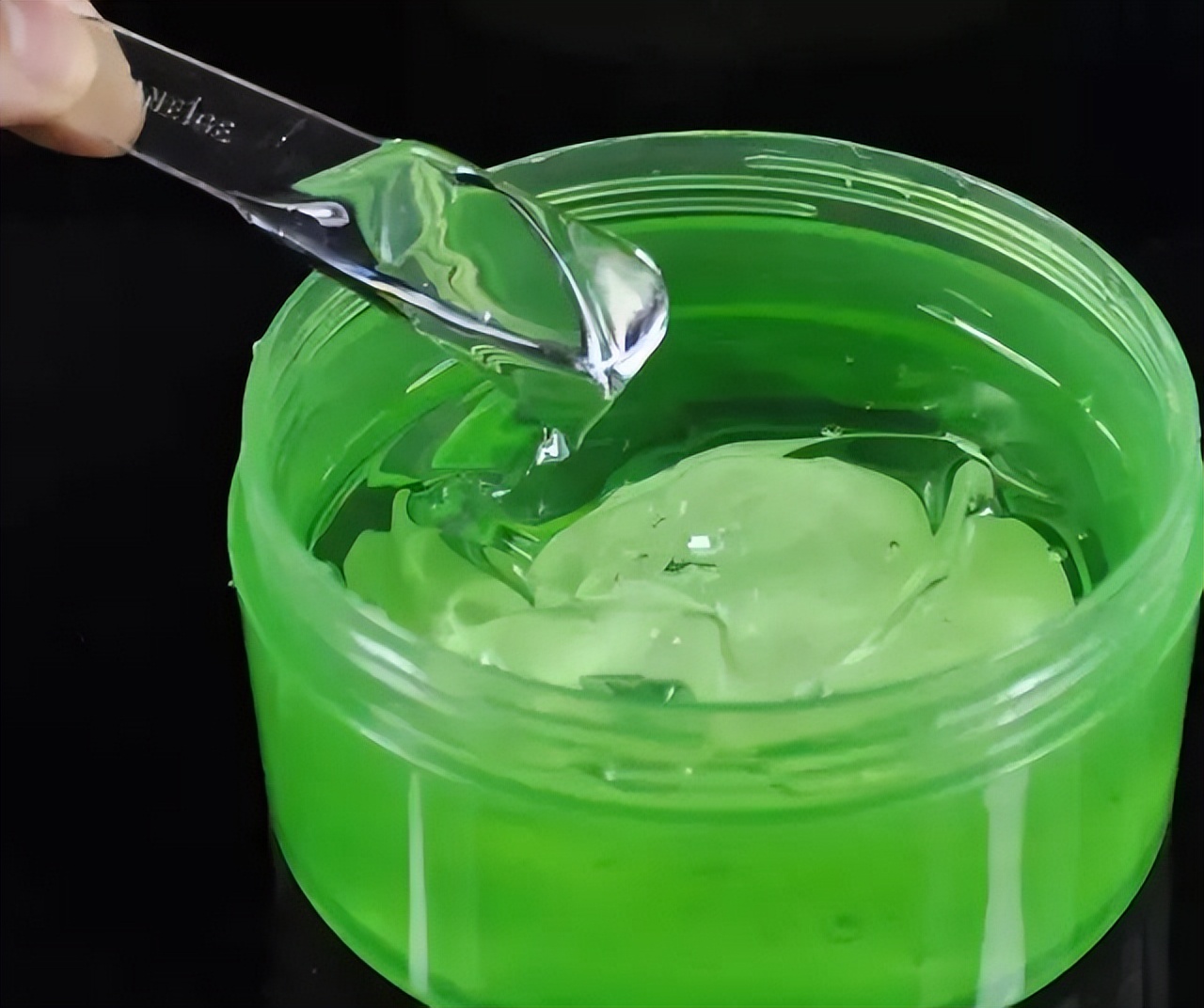 婴儿常备的五种药膏,这五种药膏不要再给宝宝用了