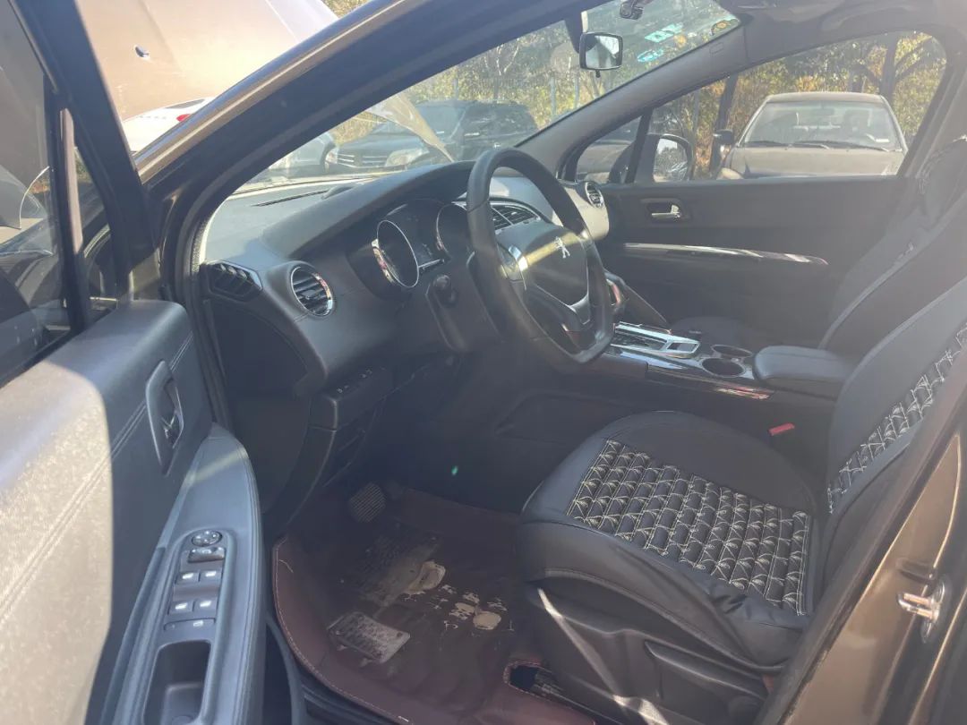 十堰龙信汽车城二手车市场,十堰龙信二手车市场雅阁