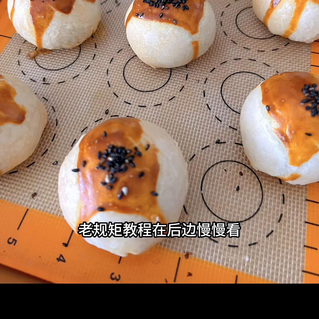这么简单好吃的蛋黄酥,安排吧😉@迟迟妈烘焙