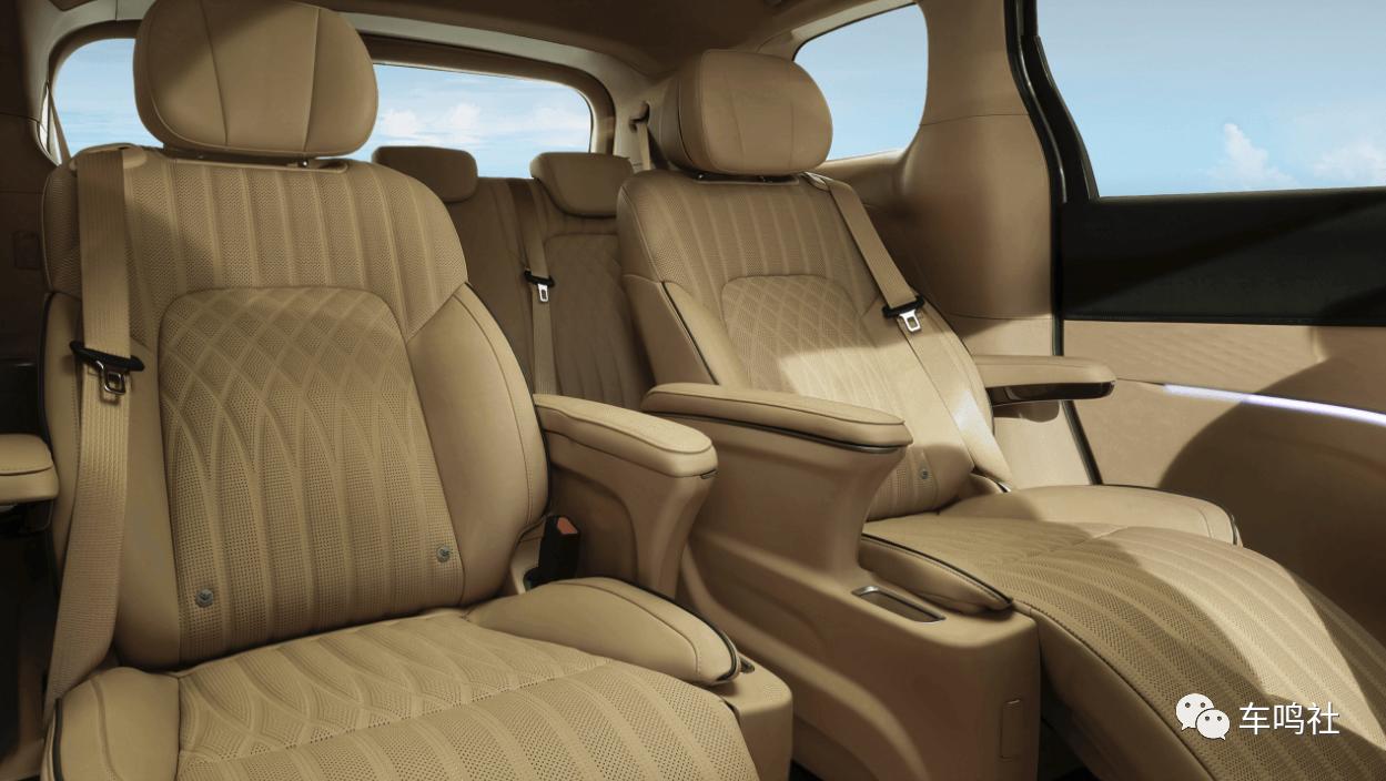 岚图梦想家七座商务空间体验,2024岚图梦想家空间体验