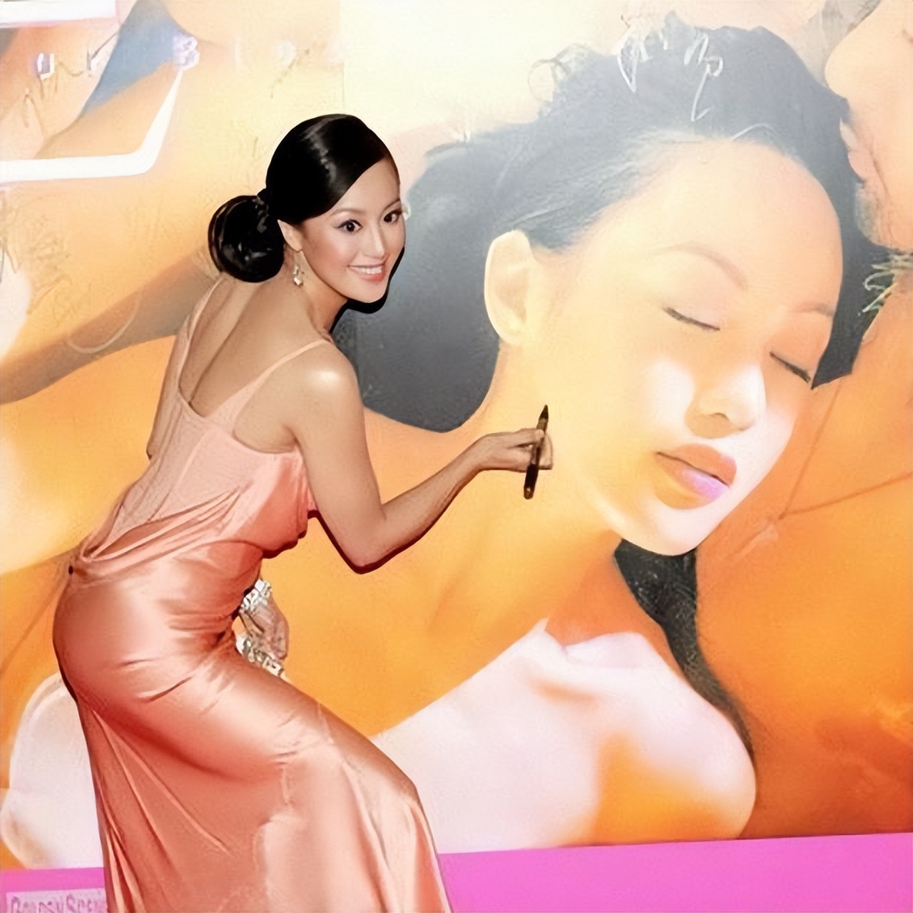 从富家千金到全家破产,从豪门千金到家破人亡