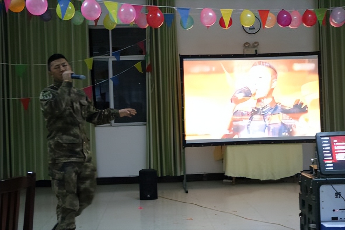 请让我们继续战斗,再一次继续战斗