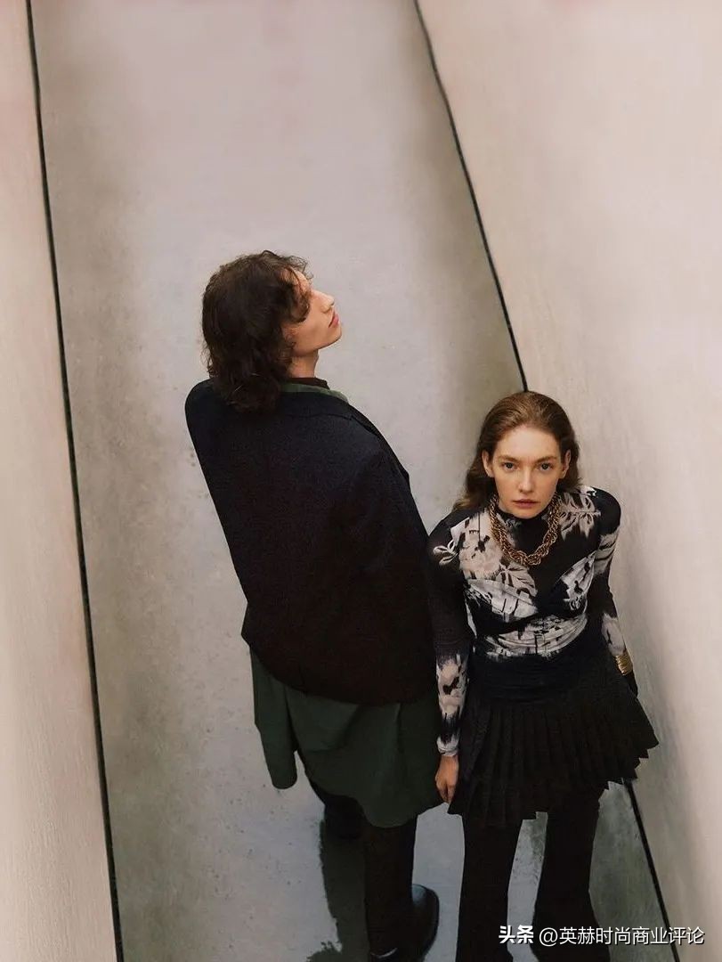 优衣库与ur,优衣库和ur品牌