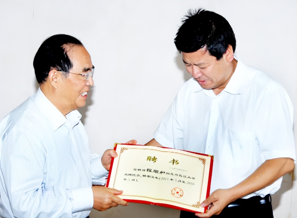 考研录取率连年攀升!长江大学神仙学院出圈:5个寝室全员上岸