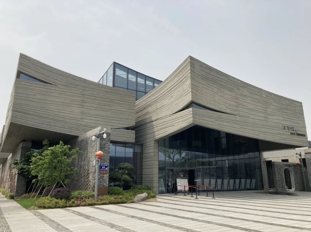 这个生活很慢,美食“泛滥”的小城藏不住了