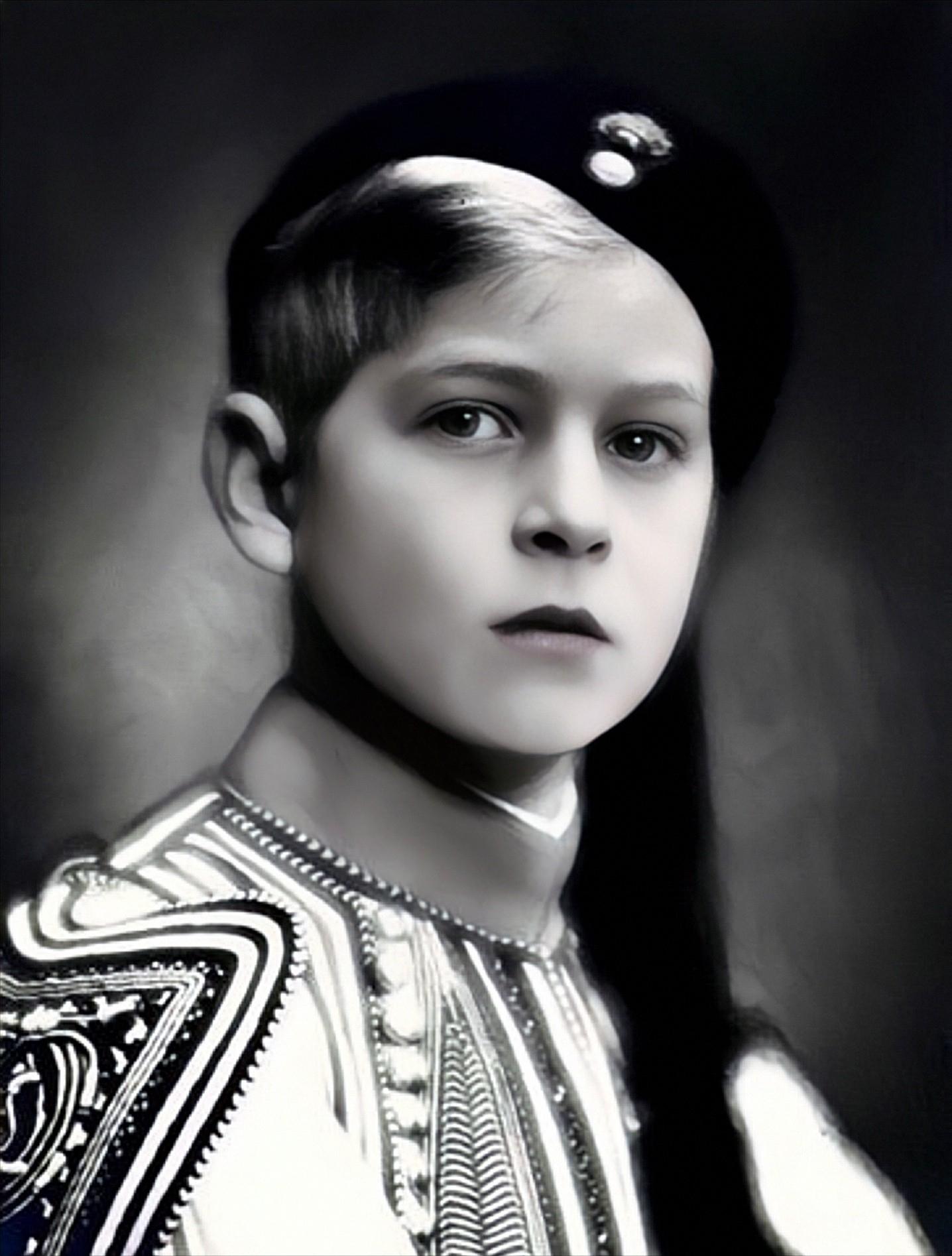 绝色王妃玛丽娜:结婚时让女王当花童,女儿却跟菲利普纠缠近20年