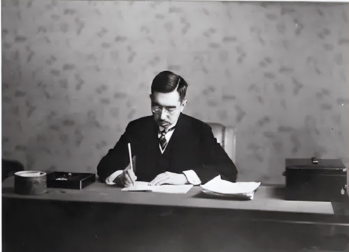 谁出席了日本裕仁天皇的葬礼,日本裕仁天皇去世各国的反应