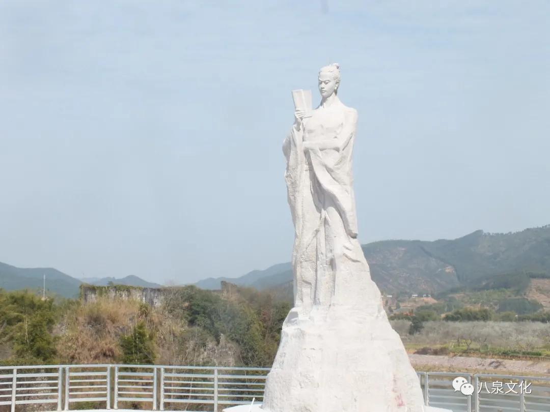 韶关翁城县美食,韶关翁源翁城客家特产双蒸地窖酒