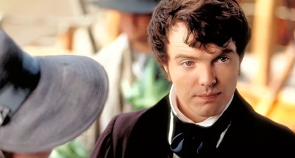 乔是一个孤独而迷茫的机器人，他开启了一段寻找自己的目标的路程