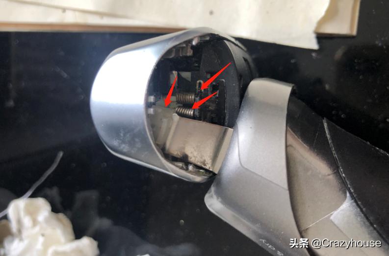 博朗5775剃须刀拆解图,braun博朗剃须刀720刀头拆卸