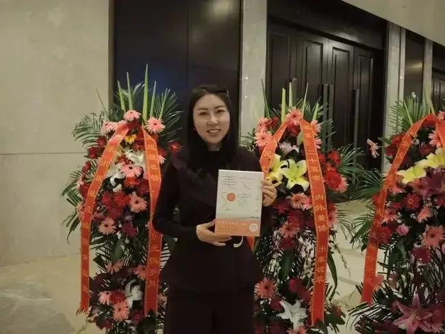 贾浅浅回应作协贾平凹,贾平凹评论贾浅浅