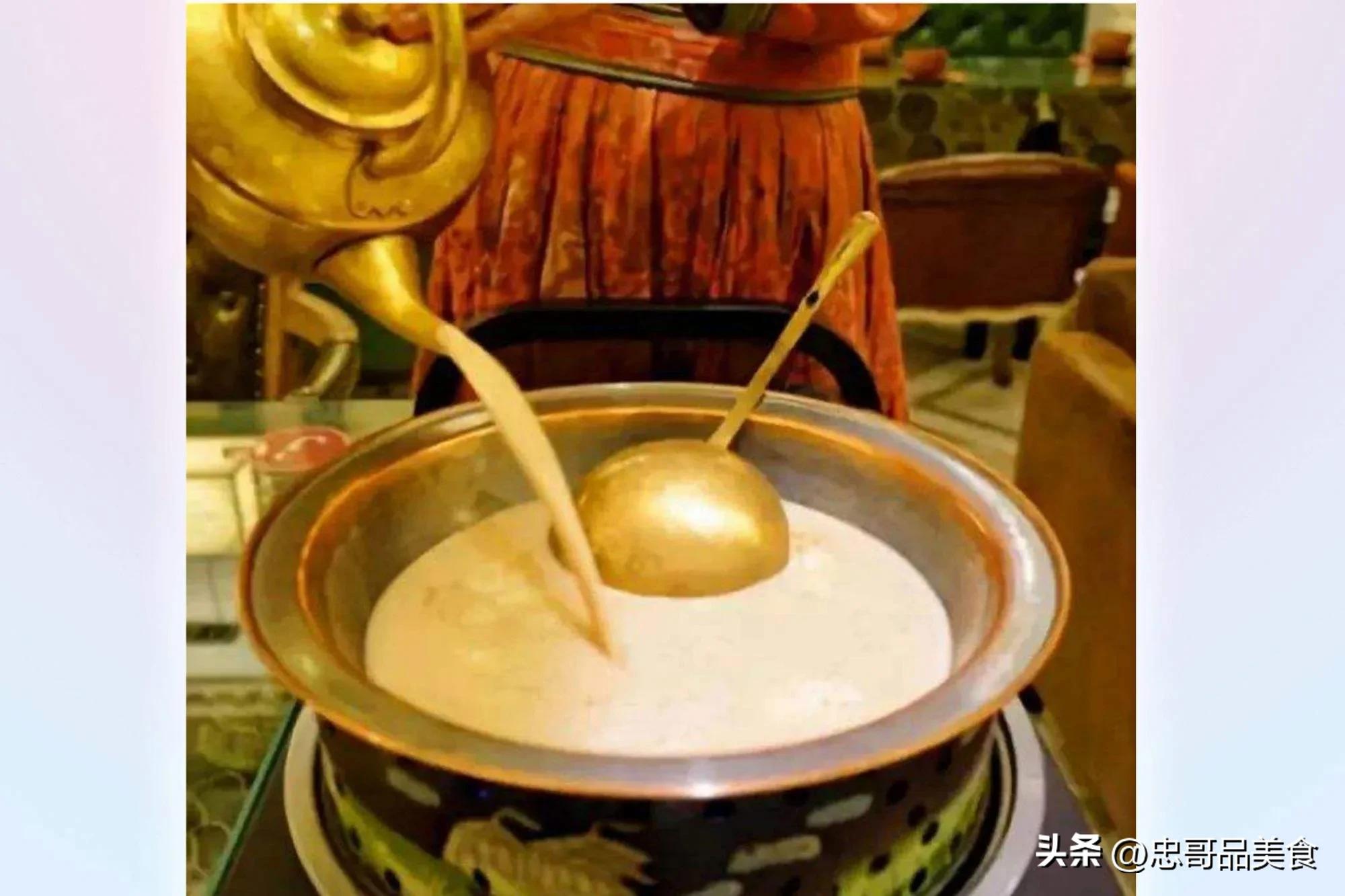 日落晚霞映照九曲十八弯,日落黄昏的九曲十八弯