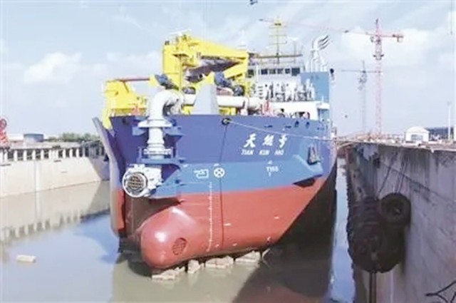 我国在南海部署了几艘航母,南海天鲸号航空母舰