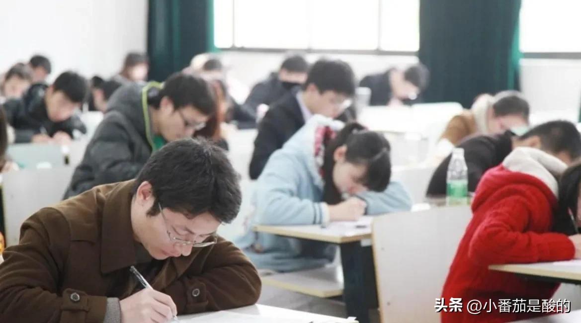 2021成人自考本科需要哪些条件,成人高考和自考本科哪个含金量高