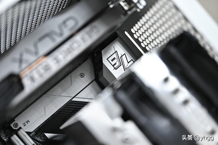 七彩虹主板b760和影驰760,七彩虹b760冰霜对比影驰b760