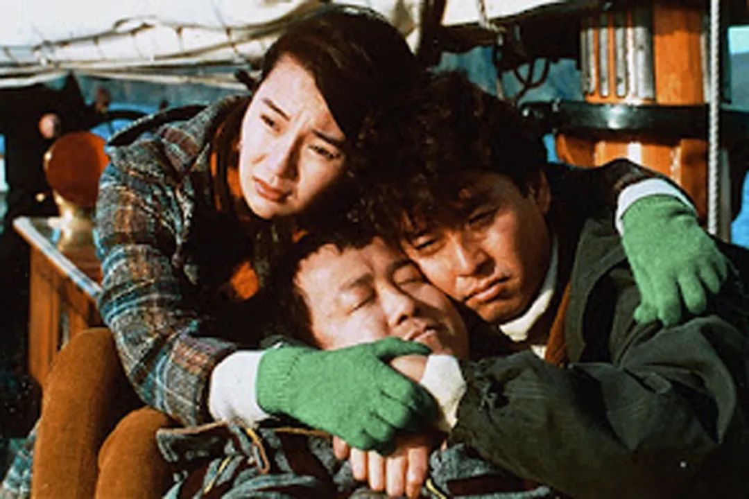 张国荣80年代天王巨星现场,80年代香港的天王巨星和天后