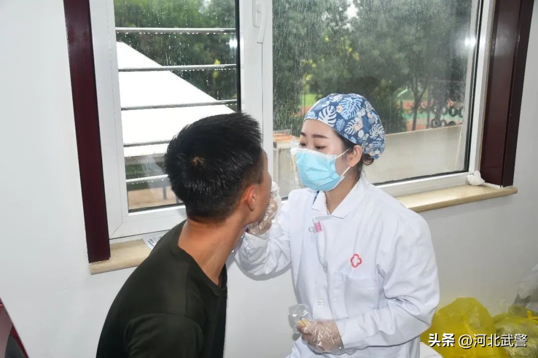 巡诊体检到一线，医疗服务暖兵心