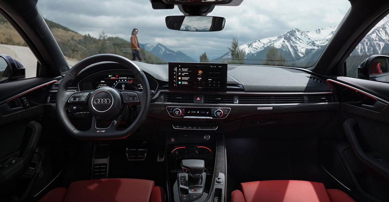 新能源车电池成本多少钱一度电,首批新能源汽车电池迎来退役潮