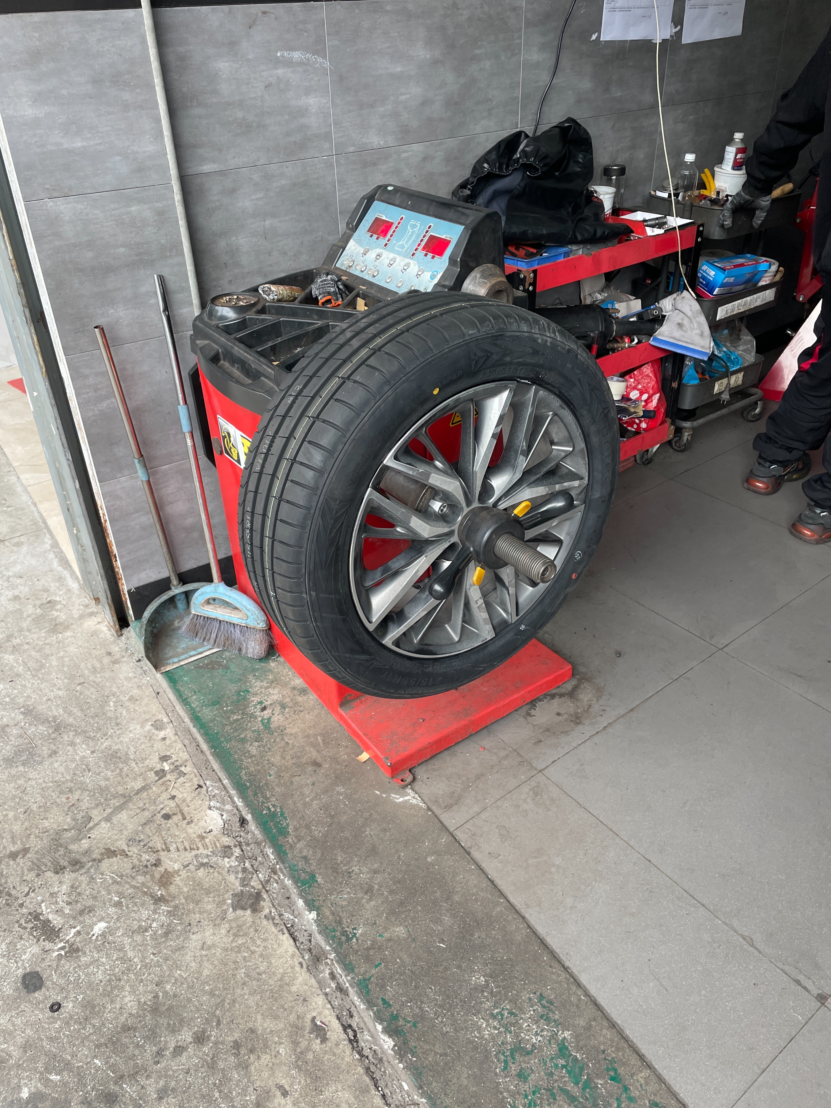 姣斾簹杩Е涓庢柉宸撮瞾,姣斾簹杩Еplus鍗囩骇杞瘋