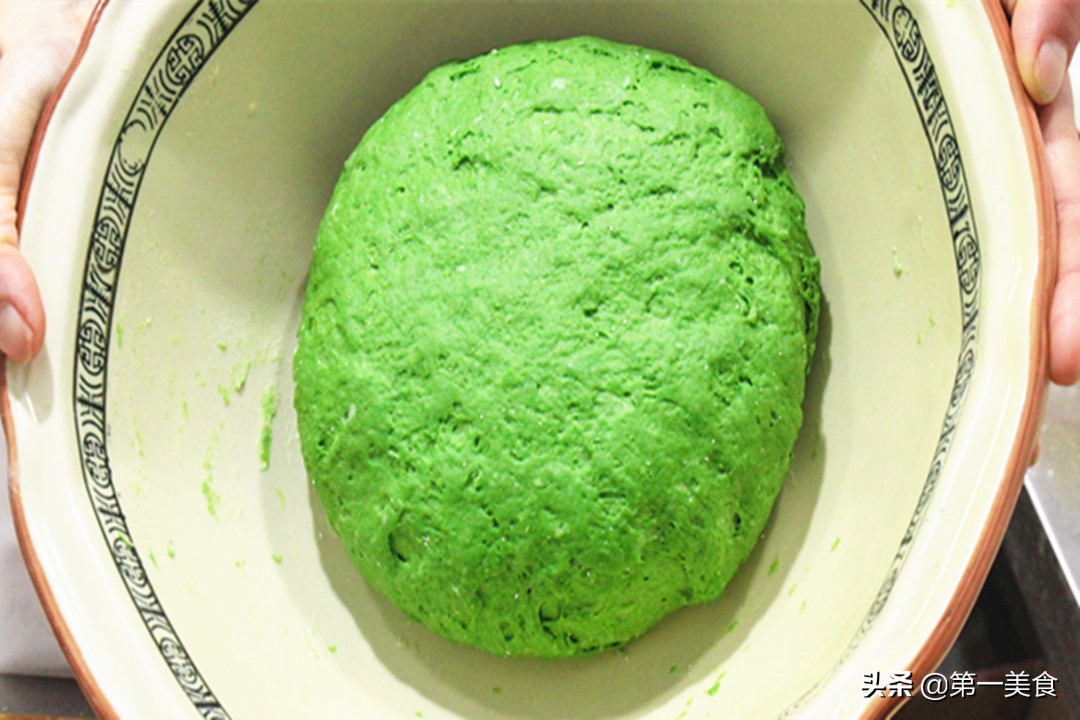 清明吃传统食品,清明吃一草