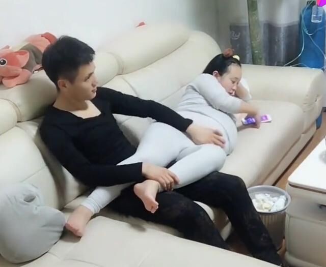 怀孕后前几个月是危险期,孕妇怀孕初期老公应该做什么