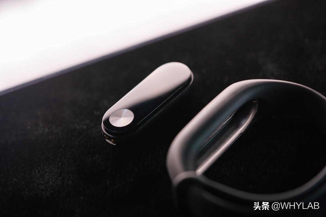 红米手环3和小米手环7,红米手环2和小米手环7买哪个好