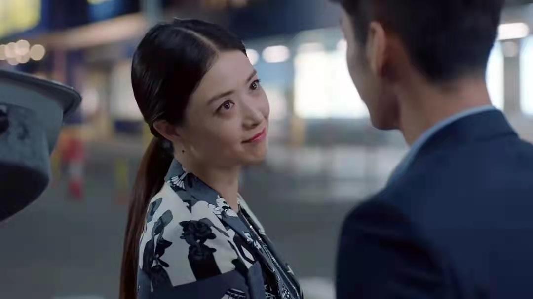 樊胜美欢乐颂对众人吐露心声,欢乐颂樊胜美何时解脱