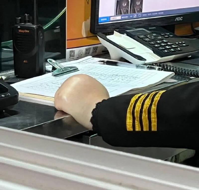 西瓜奇葩搞笑图片,超级搞笑吃西瓜笑的肚子都疼了