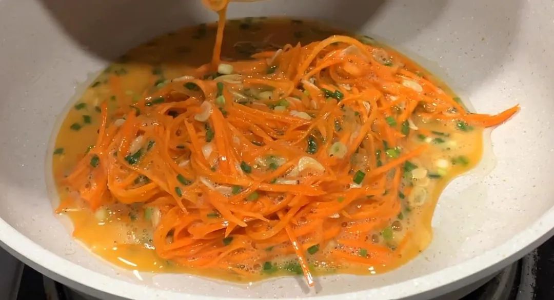 中老年秋季补什么钙最好,老人强健骨骼必须补充的7大营养