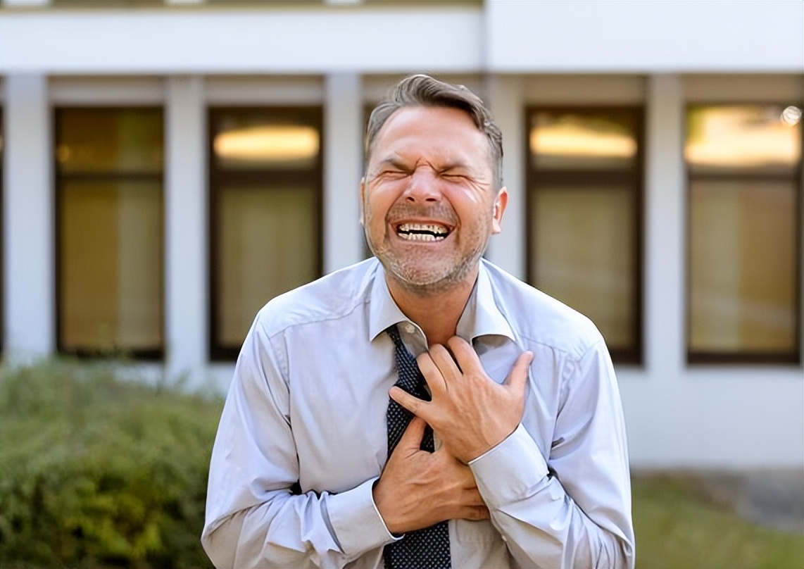 男性长期服用伟哥会有什么影响,经常吃伟哥停药后会恢复正常吗