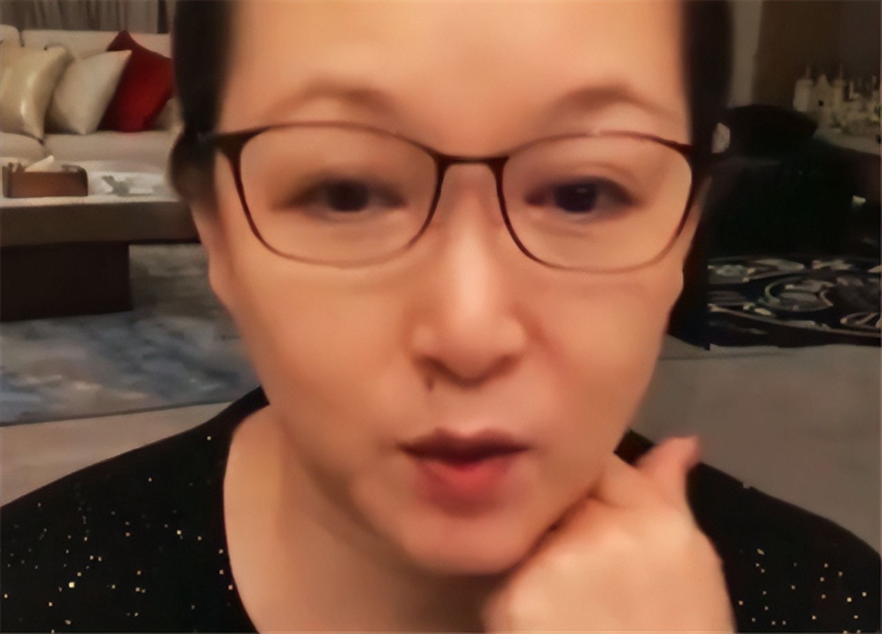 球球曝光新恋情,球球跟新男友照片