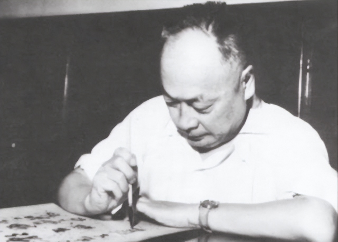 72年陈毅病重回光返照,女儿含泪将耳朵凑近,听见说了八个字