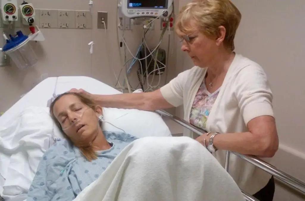 老人临终时的胡言乱语,为什么老人临终前会胡言乱语